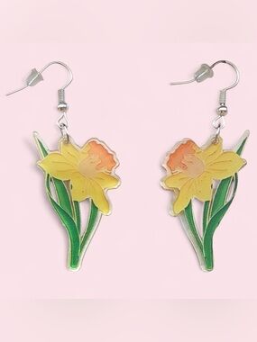 *SOLD* Yellow Daffodil Spring Flower Dangle Earrings 🌼🌱
